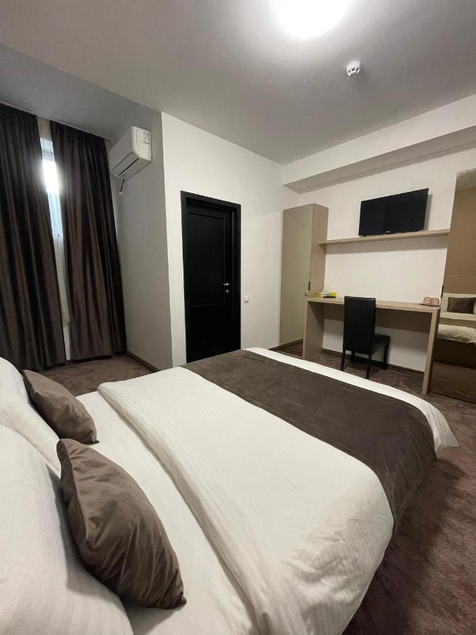Hotel Rivoli Bucureşti Ngoại thất bức ảnh